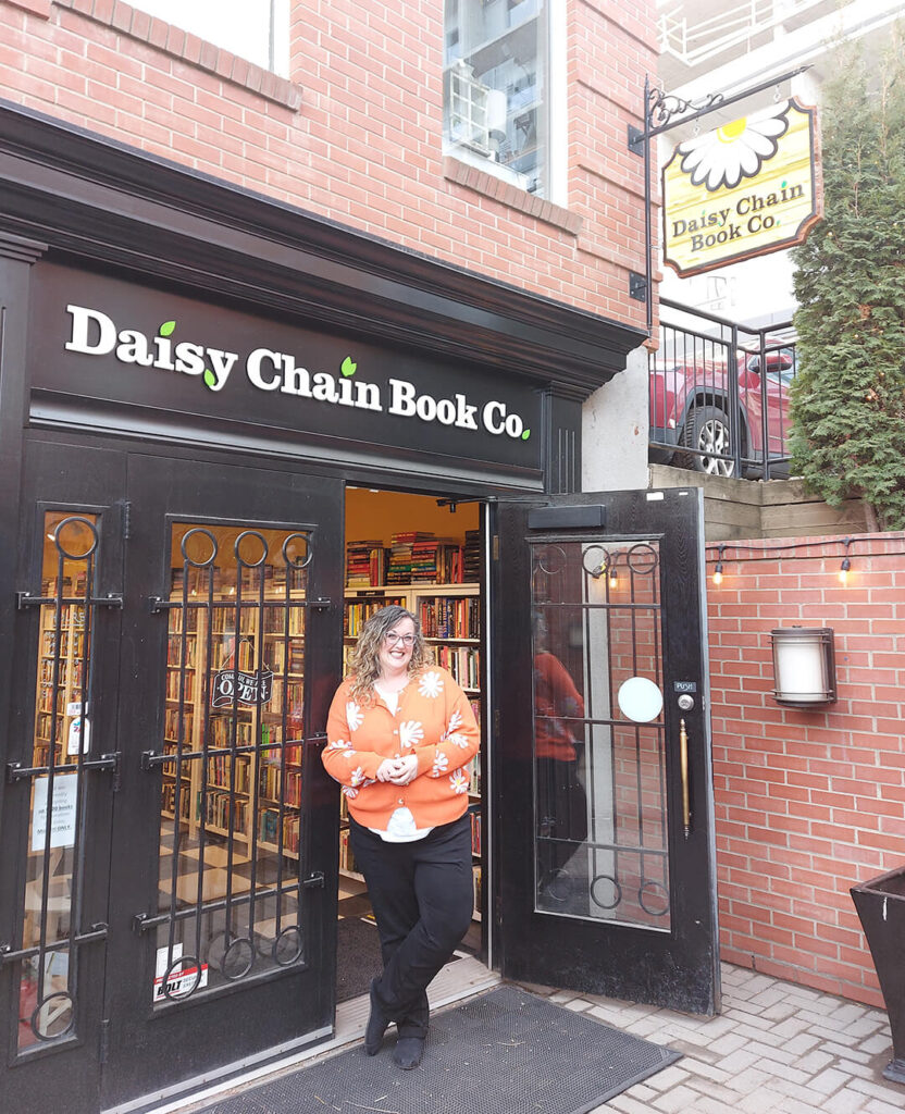 Daisy Chain Book Truck Co.