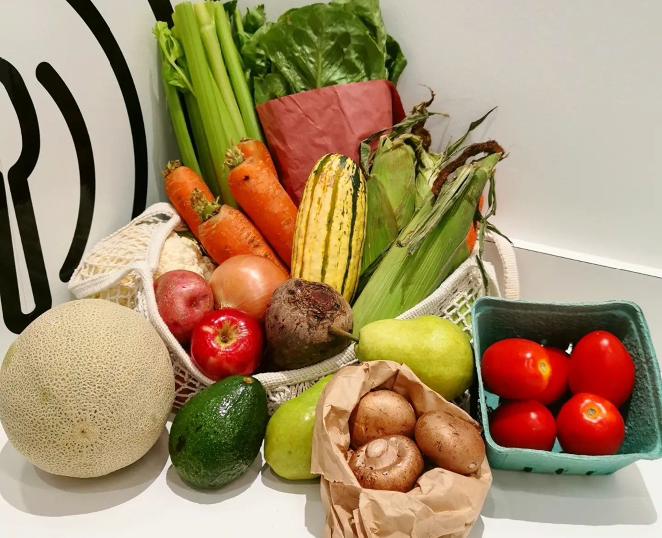 Fresh fruit and vegetables Gud Food Box