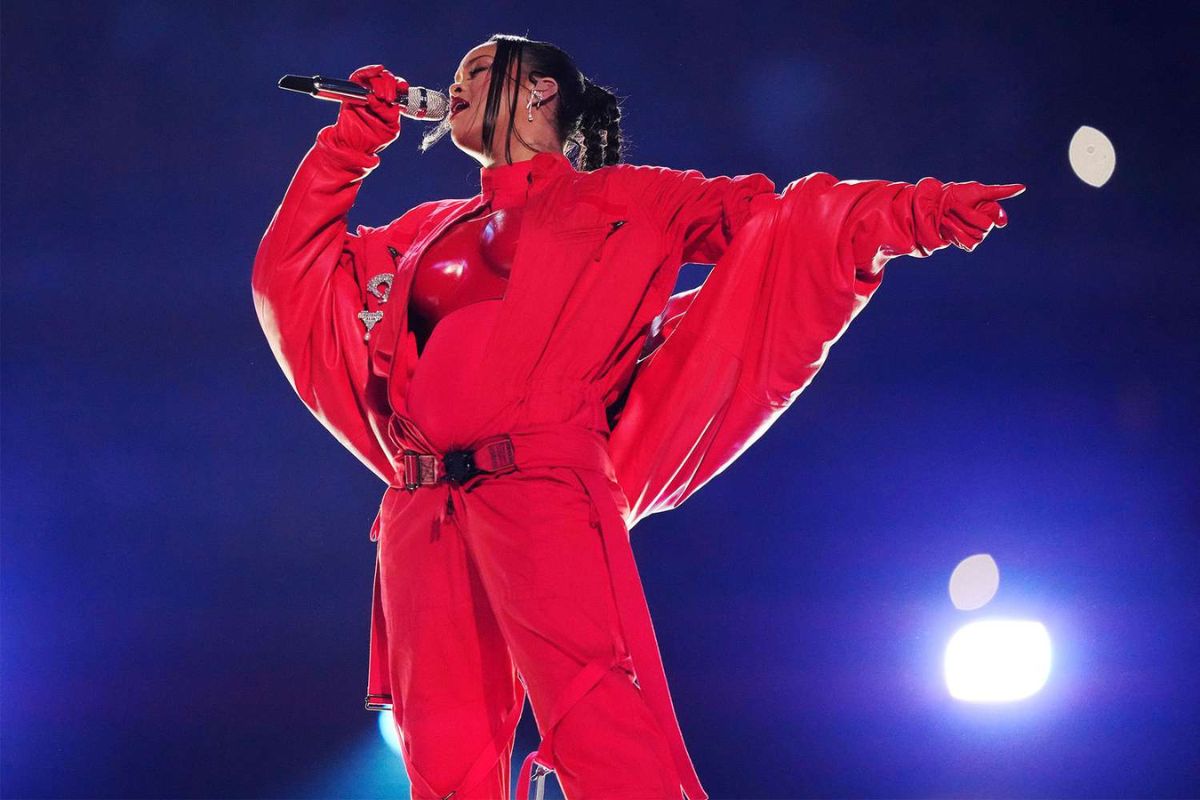 Why you should continue to listen to Rhianna even after the Super Bowl